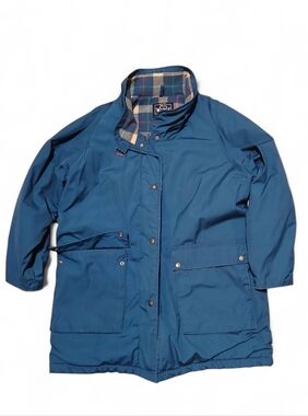 Vintage EUC Woolrich Size Large Blue Trench Coat with Plaid Lining